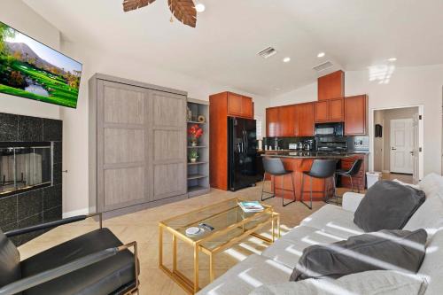 Casita 86177 - Sunny Stay for 4