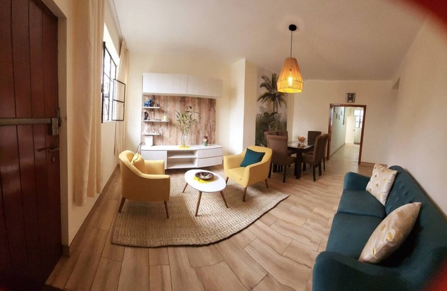 ¡Casita cerca al malecón de Miraflores!