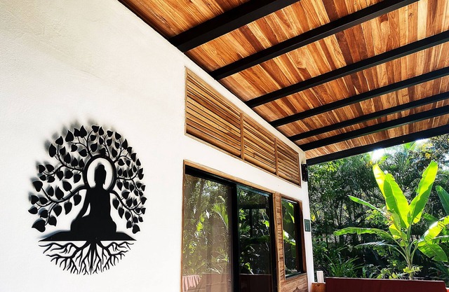 Casita Samsari. In the heart of Playa Chiquita