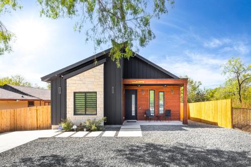 Casita Tejas! Dowtown, The Pearl, Frost Center