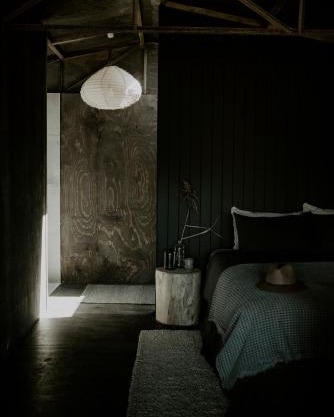 Cassis Red Hill