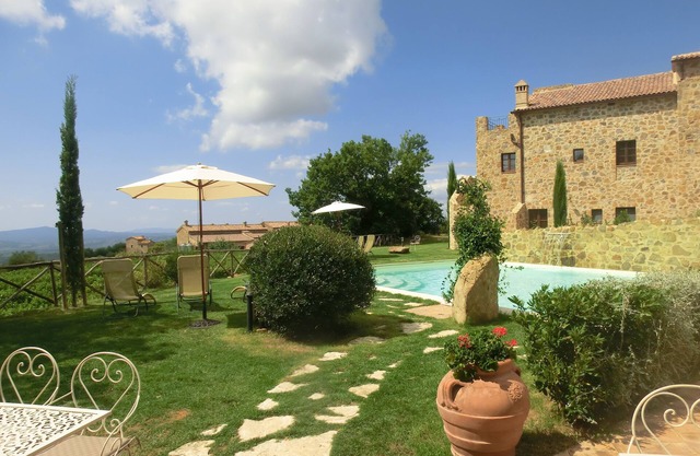 Castel Brunello - apartamento con terraza