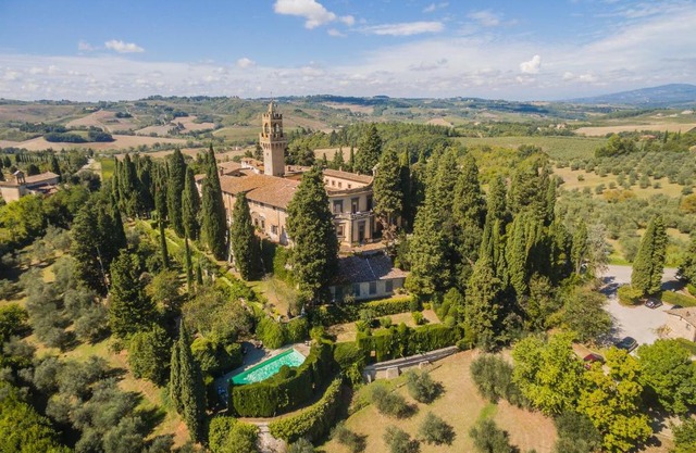 Castello di Montegufoni by PosarelliVillas