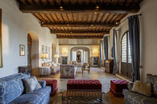Castello di Montemasso B&B