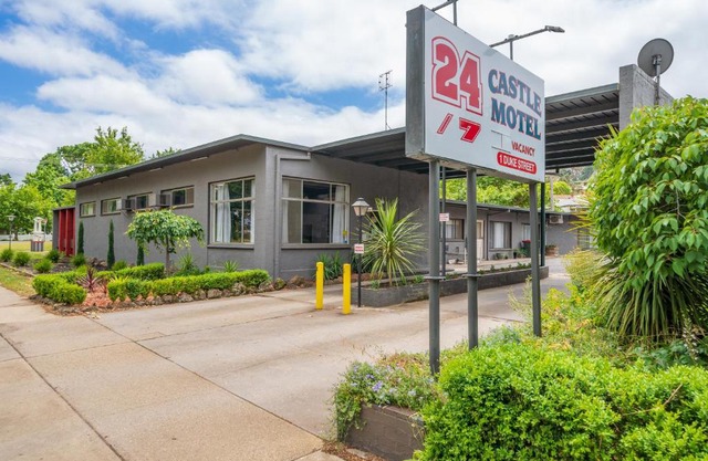 Castle Motel