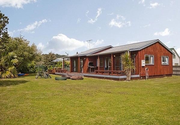 Castleview Getaway Matarangi - Matarangi Home