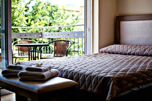 Castor - The Spartan Home