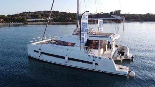 Catamarano 43 Foil e Kite Equipment