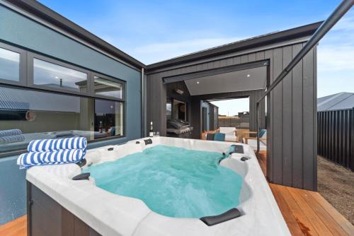 CatchN'Relax Taupo