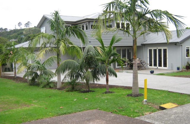 Cathedral Cove Apartment