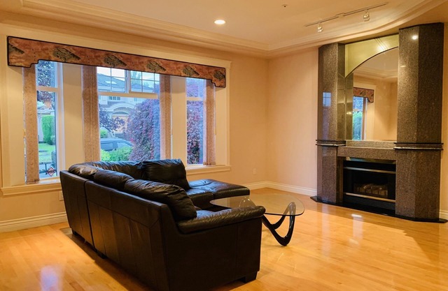 Catherine Sweet Homes