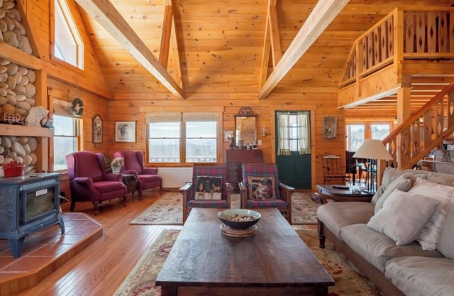 Catskill Log Home Getaway