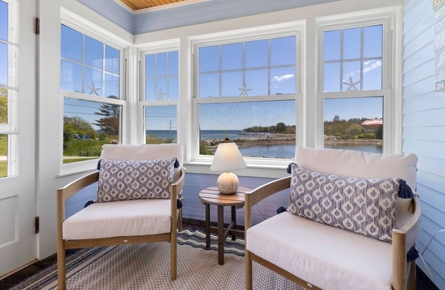 Causeway Cottage, waterfront authentic Maine