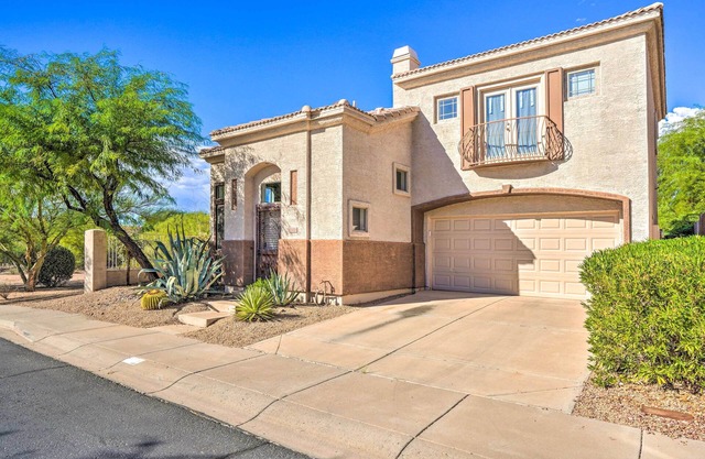 Cave Creek Retreat w/ Private Pool & Hot Tub!