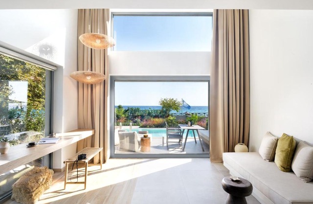 Cavo Delea Villas & Suites