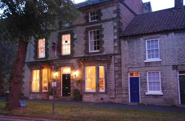 Cawthorne House