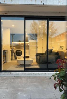 CBD Contemporary Comfort Townhouse 2 Bed 2Bath