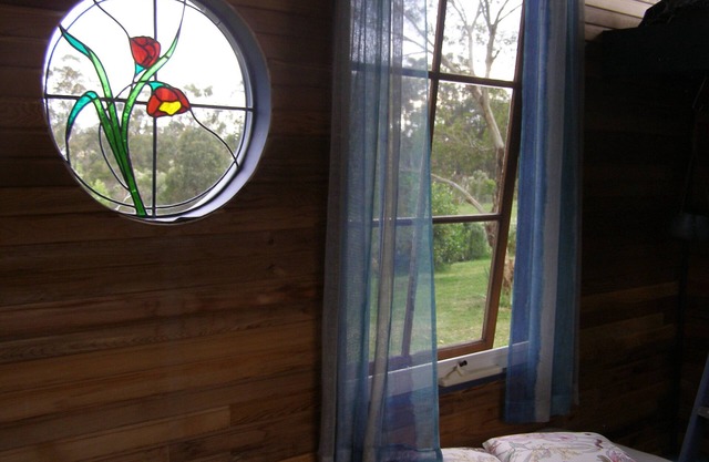 Cedar Cosy Tiny Farm Stay Loch & Rail Trail pit stop for Philip Island or Prom