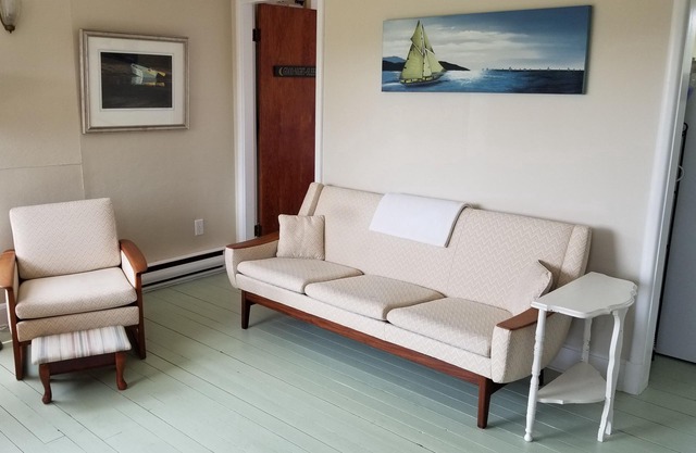 Cedar Cottage - acogedor de dos dormitorios, privado, vista al mar - cerca de Halifax y la playa