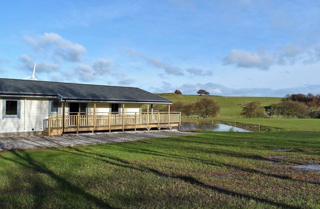 Cedar Lodge - UK30008