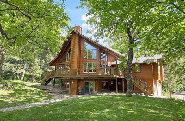 Cedar Point on Bass Lake - 5 Bedroom Home