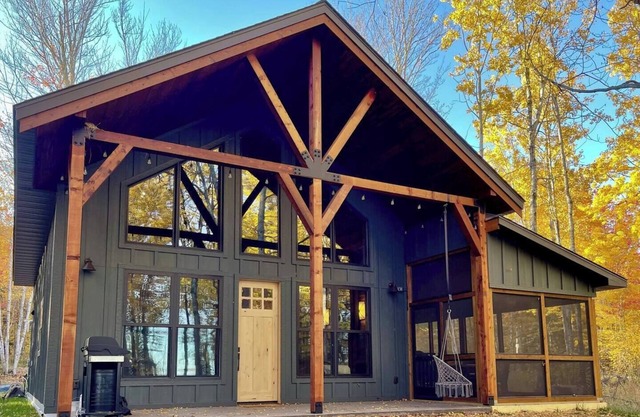 Cedar Ridge | Hand-Crafted Cabin w/Lake Views