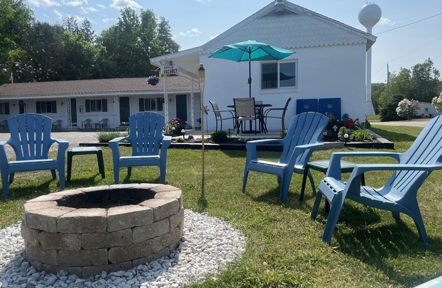 Cedars Motel