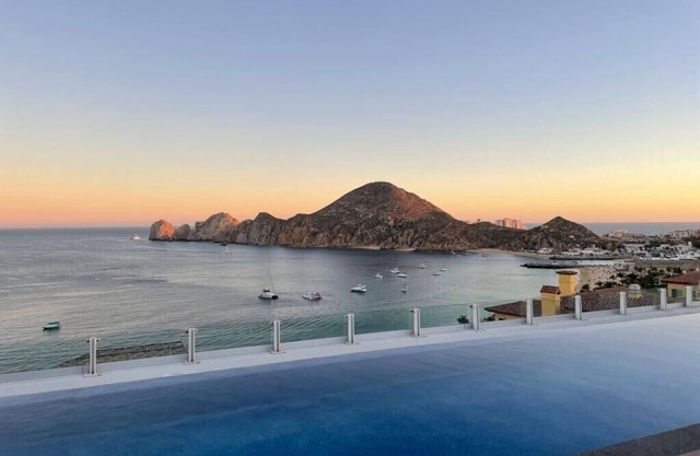 Celebrate New Years! 3 BR Suite on Medano Beach & Steps from the Heart of Cabo