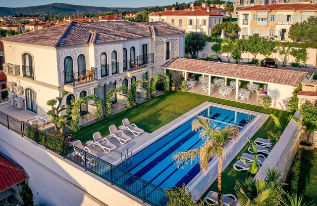 Cemal Alacati Butik Hotel