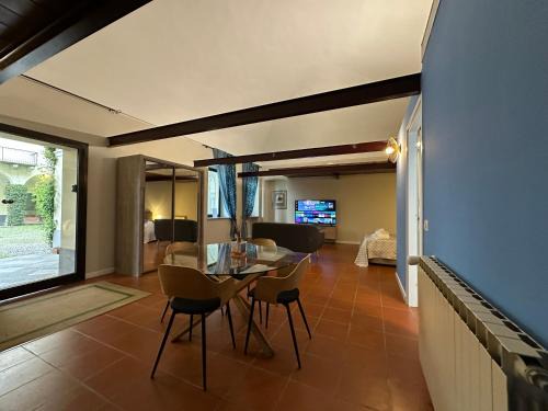 Center One by Cinelli Apartment