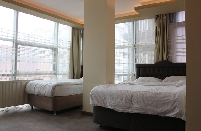 Center Room Hotel