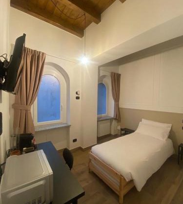 CENTER'S ROOMS GARLASCO City Haven