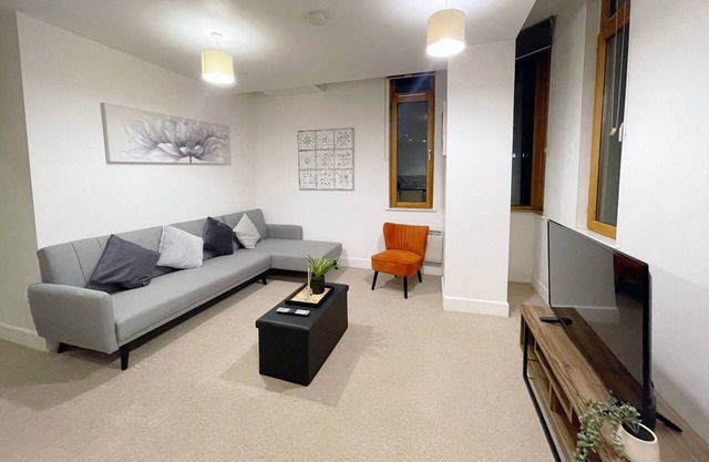 Central 2 bed apartment in Greater Manchester