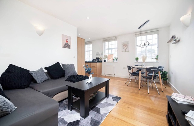 Apartamento céntrico de 2 habitaciones Wi-Fi rápido Ideal para viajeros