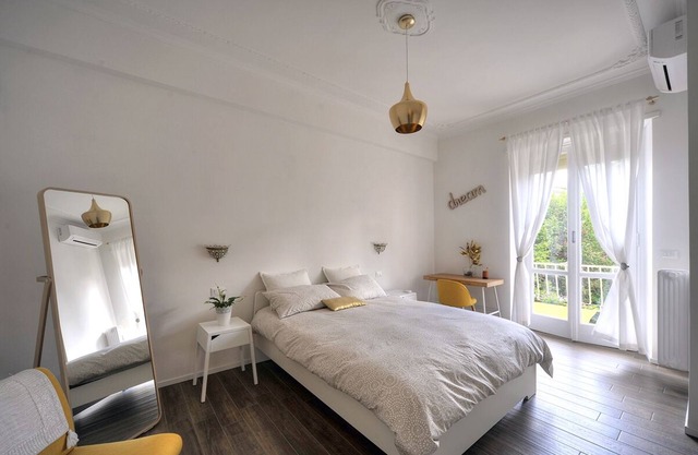 Apartamento céntrico y luminoso en el corazón de Roma.