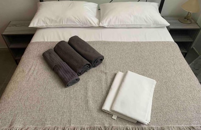 Central Apartment near metro Keramikos- Airport