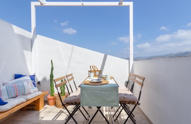 Céntrico apartamento con terraza e increíbles vistas de Málaga
