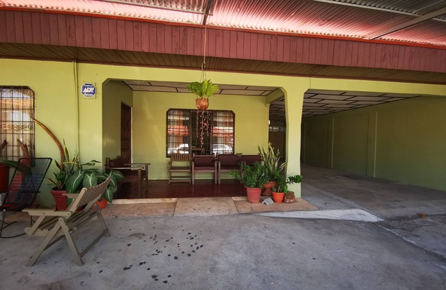 Apartamentos céntricos a 1 hora de las Playas de Guanacaste, volcanes, parques.