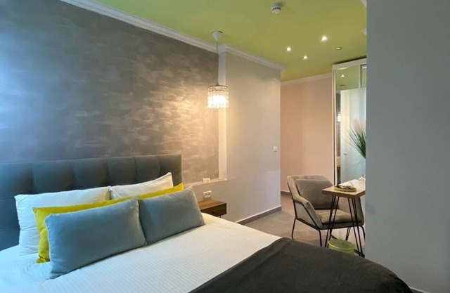 Central Boutique Hotel