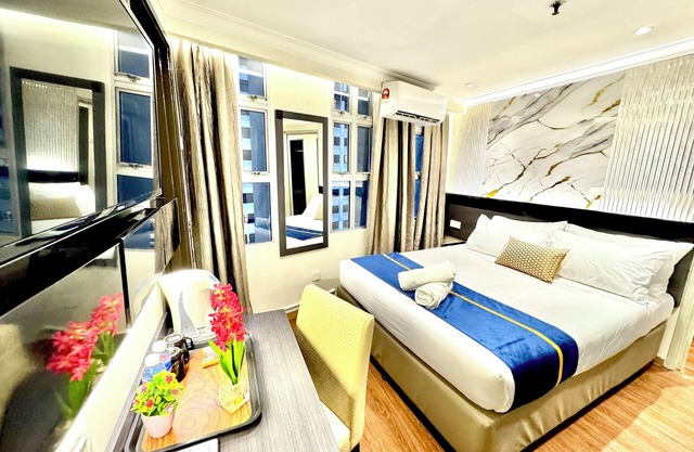 Central City Hotel at Chintatown