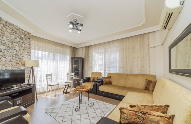 Central Flat w Balcony 10 min to MarkAntalya Mall