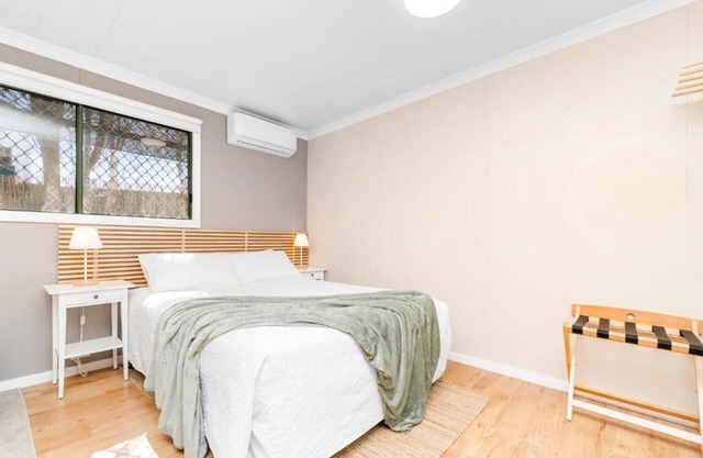 Central guest studio with secure parking!
