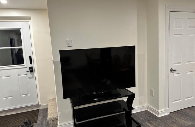 Central Halifax basement apartment in Clayton Park !