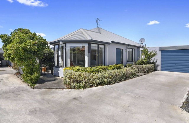 CENTRAL HAVEN - BLENHEIM HOLIDAY HOME, pet friendly in Blenheim
