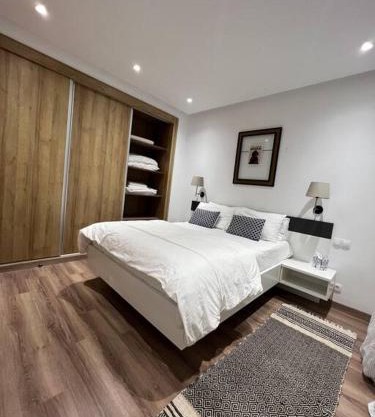 Central Holiday Apartment