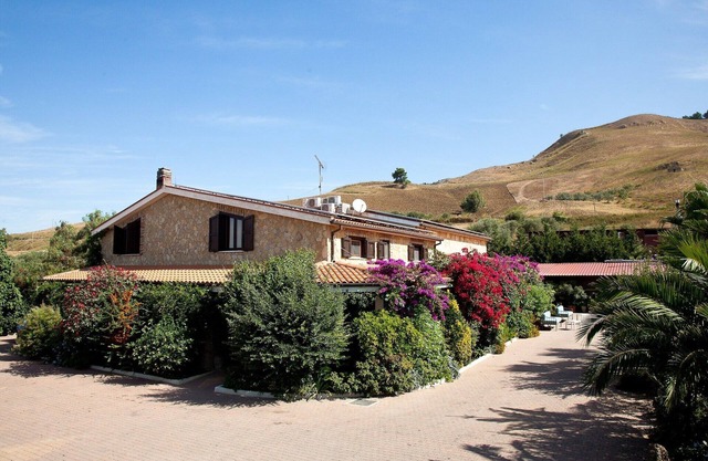 Casa en Sicilia con piscina y colinas