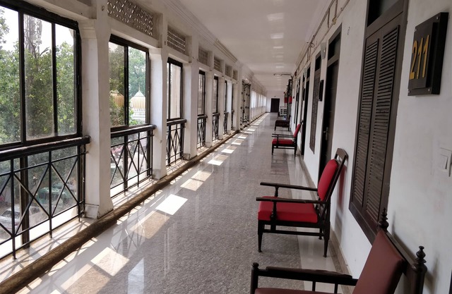 Central Hotel
