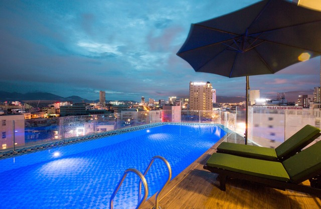 Central Hotel & Spa