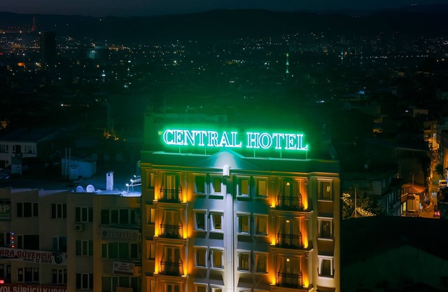 Central Hotel