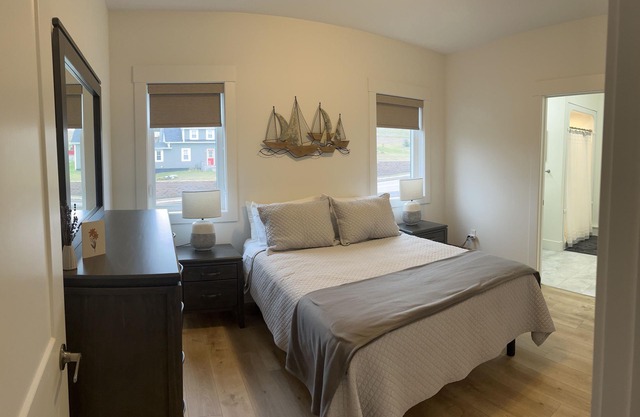 Central Island location close to Confederation Trail, golf and many attractions.